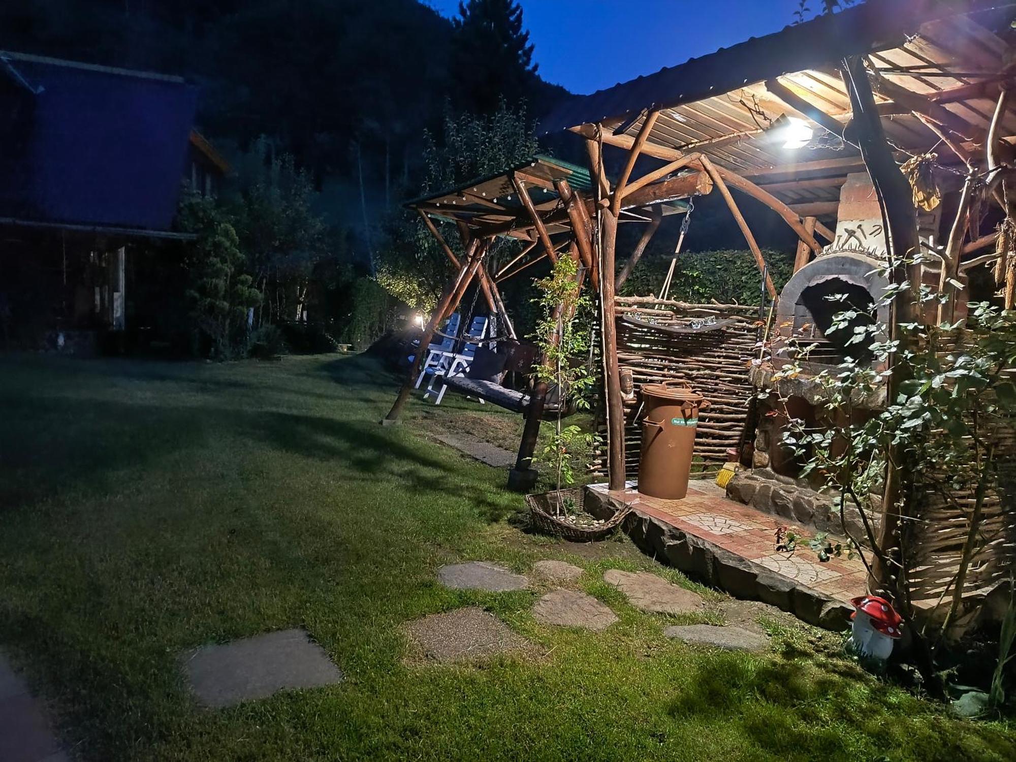 Casa De Vacanta Vidrighin Rau Sadului Bilik gambar